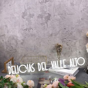 Delicias Del Valle Alto White Neon Sign