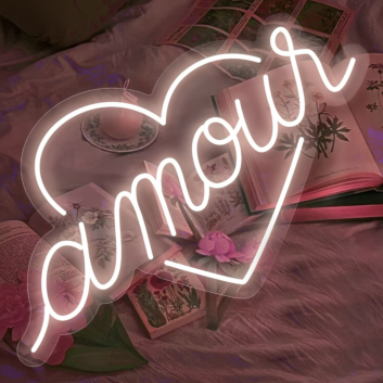 “Amore” Neon Sign