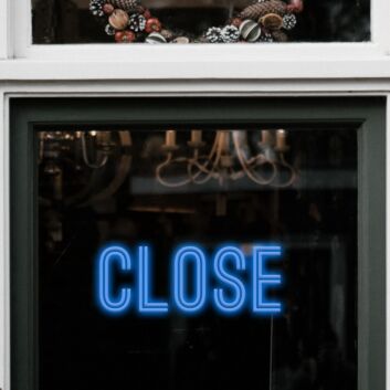 Close Neon Sign for Business Displays