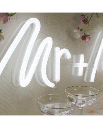 Mr + Mrs  Led Neon