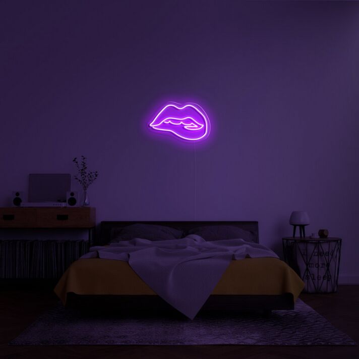 Lips Neon Sign for Artistic Decor